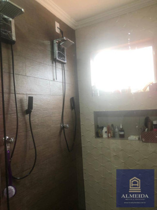 Imagem Casa com 3 Quartos à Venda, 290 m² em Campo Limpo - São Paulo Imagem Casa com 3 Quartos à Venda, 290 m² em Campo Limpo - São Paulo