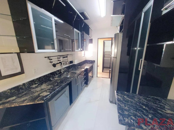 Imagem Apartamento com 3 Quartos à Venda, 133 m² em Centro - Balneário Camboriú Imagem Apartamento com 3 Quartos à Venda, 133 m² em Centro - Balneário Camboriú