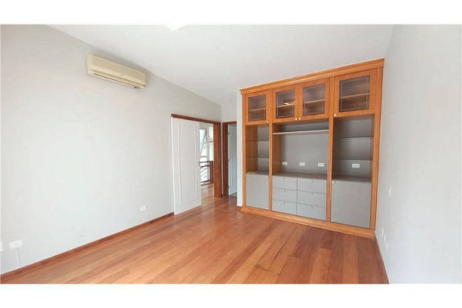 Imagem Casa com 3 Quartos para Alugar, 450 m² em Vila Nova Conceição - São Paulo Imagem Casa com 3 Quartos para Alugar, 450 m² em Vila Nova Conceição - São Paulo