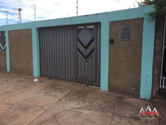 Imagem Casa com 3 Quartos à Venda, 360 m² em Cristo Rei - Várzea Grande