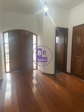Sobrado com 5 Quartos para Alugar, 351 m² em Lima Azevedo - Londrina