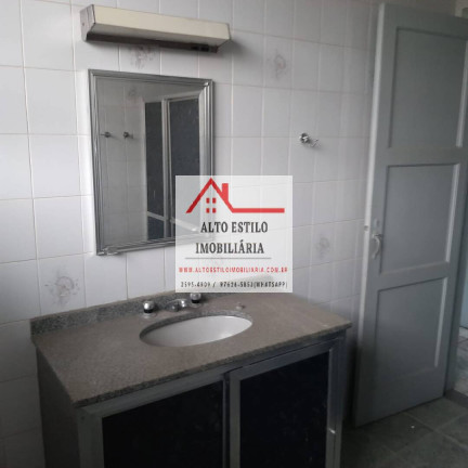 Imagem Casa com 5 Quartos à Venda, 300 m² em Piedade - Rio De Janeiro