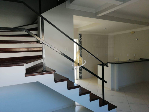 Imagem Sobrado com 3 Quartos à Venda, 82 m² em Vila Santos - Caçapava