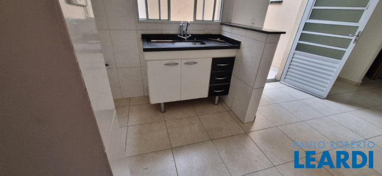 Imagem Apartamento com 2 Quartos à Venda, 49 m² em Jardim Do Estádio - Santo André Imagem Apartamento com 2 Quartos à Venda, 49 m² em Jardim Do Estádio - Santo André