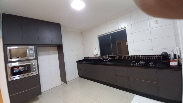 Imagem Casa com 3 Quartos à Venda, 250 m² em Jardim Paulista - Bauru