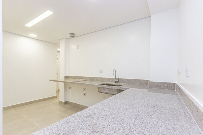 Imagem Imóvel com 3 Quartos à Venda, 129 m² em Copacabana - Rio De Janeiro Imagem Imóvel com 3 Quartos à Venda, 129 m² em Copacabana - Rio De Janeiro