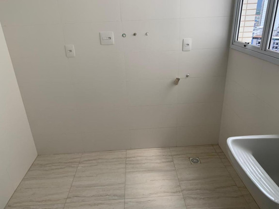 Imagem Apartamento com 3 Quartos à Venda, 131 m² em Caiçara - Praia Grande