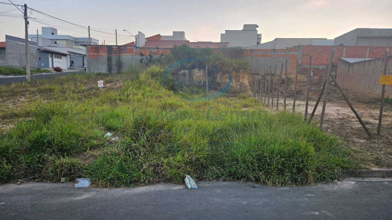 Terreno à Venda, 212 m² em Residencial São Gabriel - Salto