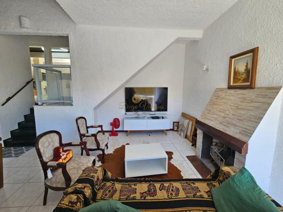 Imagem Casa com 3 Quartos à Venda, 140 m² em Iucas - Teresópolis Imagem Casa com 3 Quartos à Venda, 140 m² em Iucas - Teresópolis