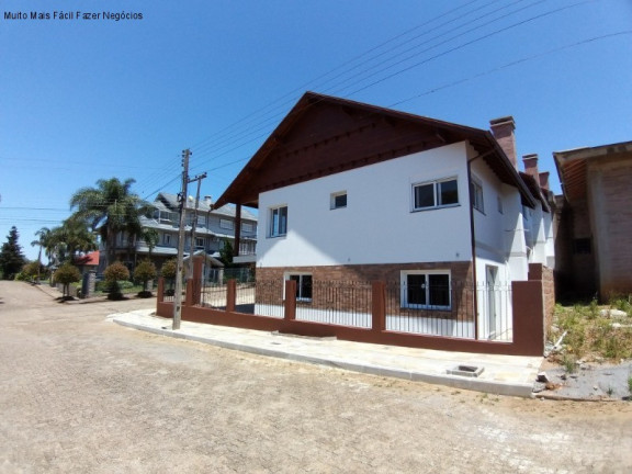 Imagem Sobrado com 2 Quartos à Venda, 179 m² em Pousada Da Neve - Nova Petrópolis Imagem Sobrado com 2 Quartos à Venda, 179 m² em Pousada Da Neve - Nova Petrópolis