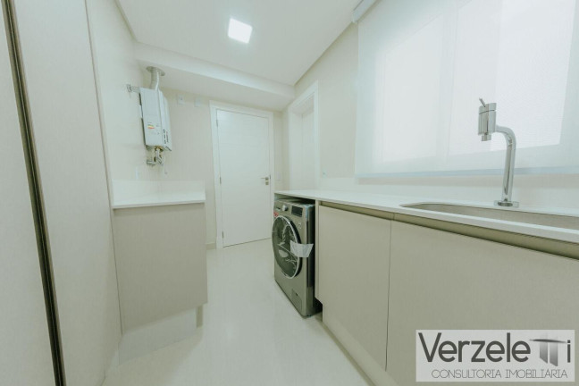 Imagem Apartamento com 3 Quartos à Venda, 164 m² em Pioneiros - Balneário Camboriú Imagem Apartamento com 3 Quartos à Venda, 164 m² em Pioneiros - Balneário Camboriú