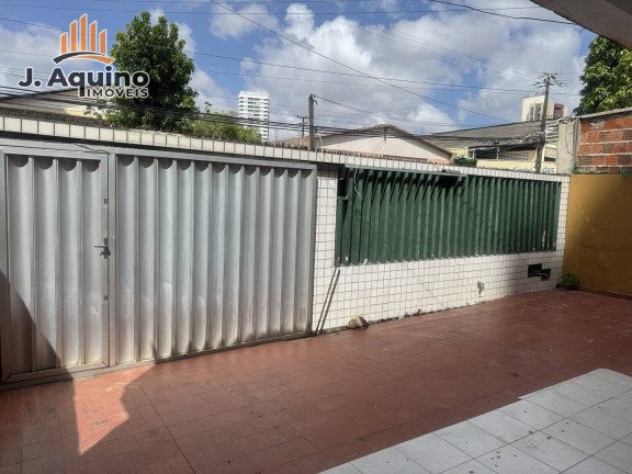 Foto do imóvel Casa com 4 Quartos à Venda, 174 m² em Fátima - Fortaleza