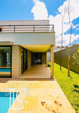 Imagem Casa com 3 Quartos à Venda, 352 m² em Moema - São Paulo