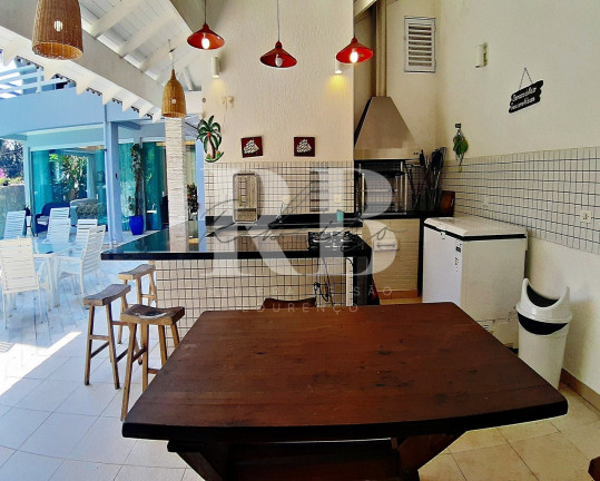 Imagem Imóvel com 5 Quartos para Temporada,  em Riviera - Bertioga