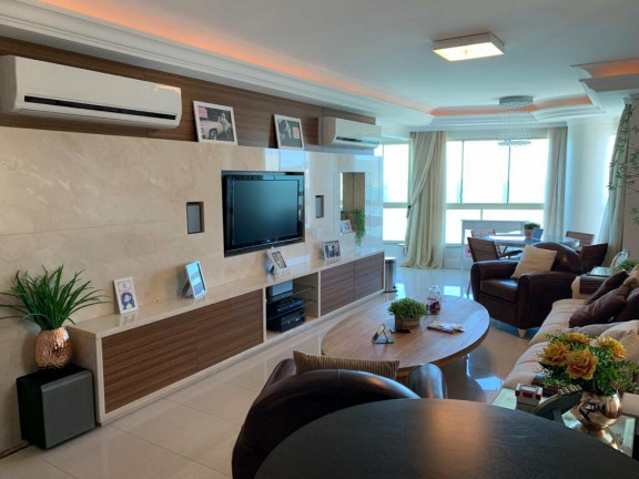 Imagem Cobertura com 4 Quartos à Venda, 331 m² em Centro - Balneário Camboriú Imagem Cobertura com 4 Quartos à Venda, 331 m² em Centro - Balneário Camboriú
