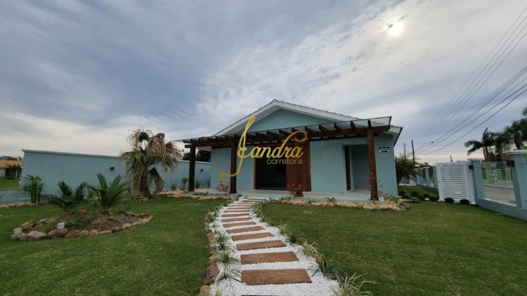Imagem Casa com 3 Quartos à Venda, 194 m² em Atlantida - Xangri-la