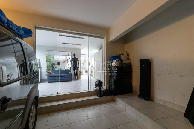 Imagem Casa com 3 Quartos à Venda, 220 m² em Vila Monumento - São Paulo Imagem Casa com 3 Quartos à Venda, 220 m² em Vila Monumento - São Paulo