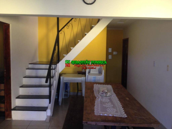 Foto do imóvel Casa com 4 Quartos à Venda, 260 m² em Centro - Caraguatatuba