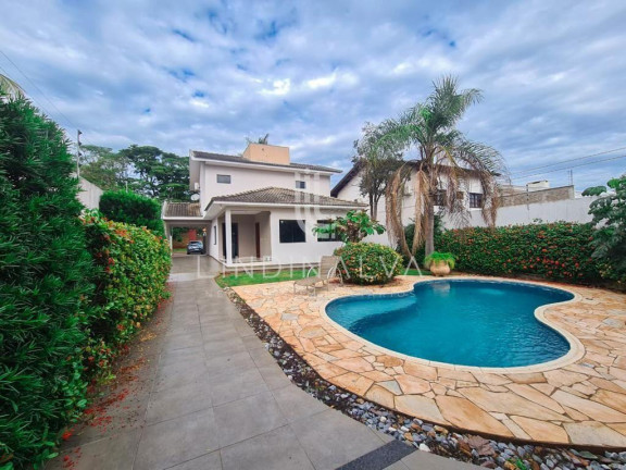 Casa com 3 Quartos à Venda, 285 m² em Vila Yolanda - Foz Do Iguacu