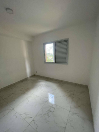 Imagem Apartamento com 2 Quartos à Venda, 60 m² em Jardim Tupanci - Barueri