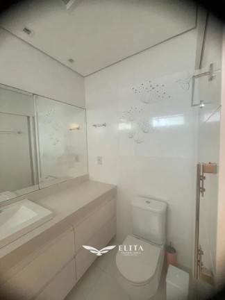 Imagem Casa com 4 Quartos à Venda, 327 m² em Centro - Barra Velha