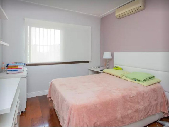 Imagem Imóvel com 3 Quartos à Venda, 240 m² em Moema - São Paulo Imagem Imóvel com 3 Quartos à Venda, 240 m² em Moema - São Paulo