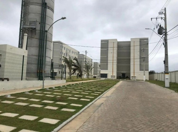 Imagem Apartamento com 2 Quartos à Venda, 45 m² em Estrada Do  Coco - Camaçari