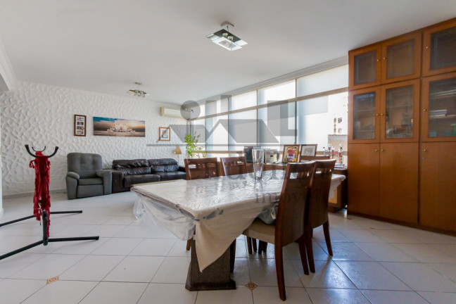 Apartamento com 3 Quartos à Venda, 196 m² em Higienópolis - São Paulo