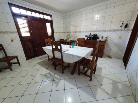 Imagem Casa com 3 Quartos à Venda, 836 m² em Encantada - Eusébio