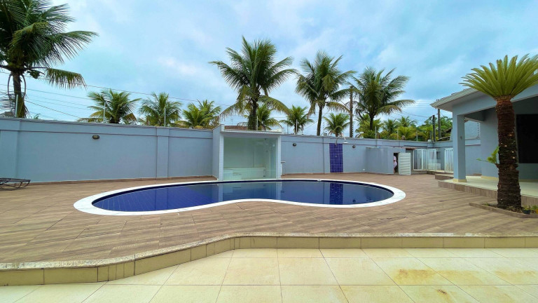Imagem Sobrado com 4 Quartos à Venda, 600 m² em Jardim Virgínia - Guarujá Imagem Sobrado com 4 Quartos à Venda, 600 m² em Jardim Virgínia - Guarujá