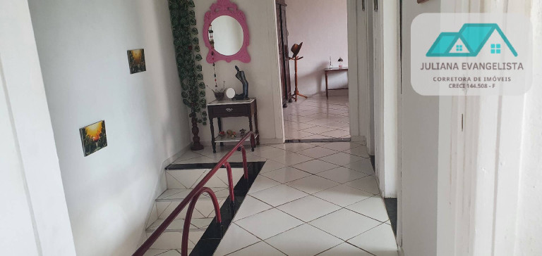 Imagem Sobrado com 3 Quartos à Venda, 291 m² em Centro - Caraguatatuba Imagem Sobrado com 3 Quartos à Venda, 291 m² em Centro - Caraguatatuba