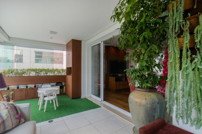 Imagem Apartamento com 4 Quartos à Venda, 201 m² em Itaim Bibi - São Paulo Imagem Apartamento com 4 Quartos à Venda, 201 m² em Itaim Bibi - São Paulo