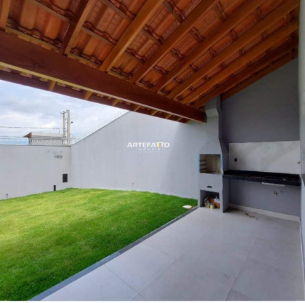Imagem Casa com 3 Quartos à Venda, 300 m²