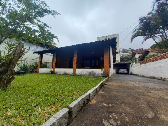 Imagem Casa com 3 Quartos à Venda, 150 m² em Vale Do Paraíso - Teresópolis Imagem Casa com 3 Quartos à Venda, 150 m² em Vale Do Paraíso - Teresópolis