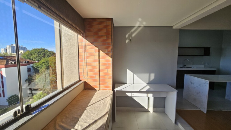 Imagem Imóvel com 2 Quartos à Venda, em Passo Da Areia - Porto Alegre Imagem Imóvel com 2 Quartos à Venda, em Passo Da Areia - Porto Alegre