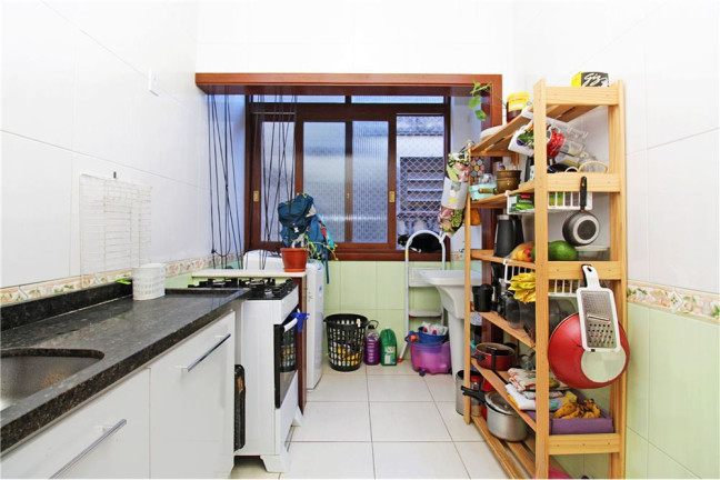 Imagem Apartamento com 2 Quartos à Venda, 68 m² em Santo Antônio - Porto Alegre Imagem Apartamento com 2 Quartos à Venda, 68 m² em Santo Antônio - Porto Alegre