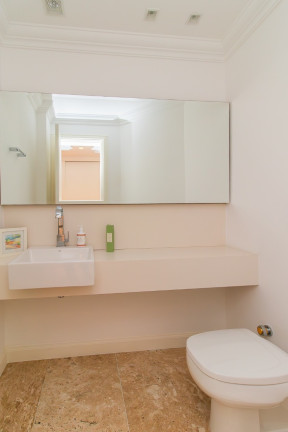 Imagem Apartamento com 3 Quartos à Venda, 309 m² em Auxiliadora - Porto Alegre Imagem Apartamento com 3 Quartos à Venda, 309 m² em Auxiliadora - Porto Alegre