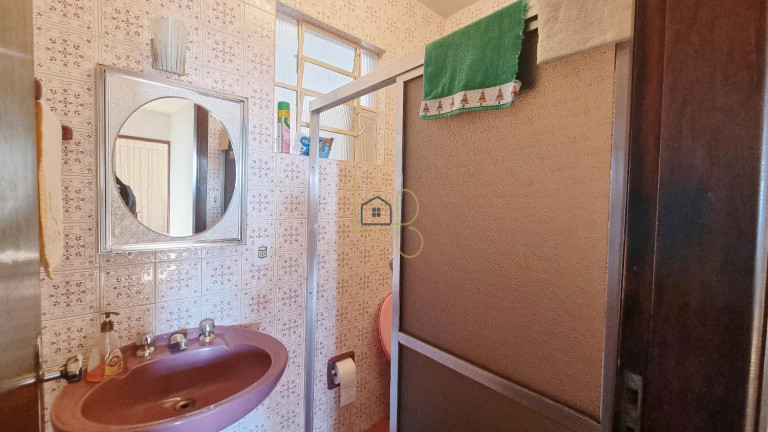 Imagem Sobrado com 3 Quartos à Venda, 243 m² em Jardim Palmares - Londrina