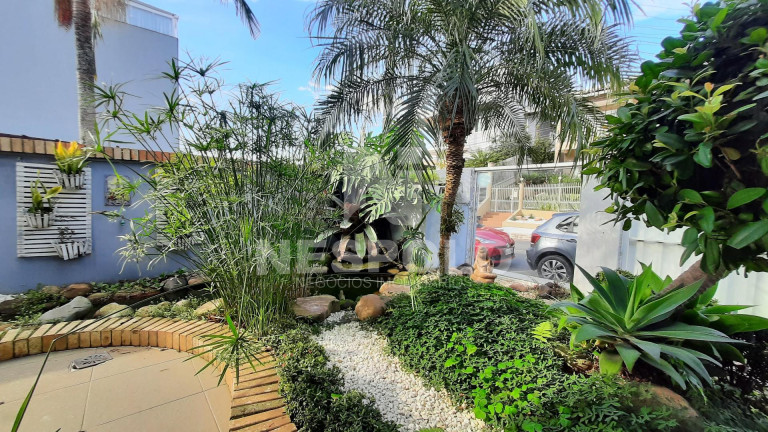 Imagem Casa com 3 Quartos à Venda, 348 m² em Praia Dos Amores - Balneario Camboriu