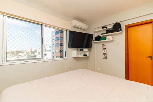 Imagem Apartamento com 2 Quartos à Venda, 78 m² em Santana - Porto Alegre Imagem Apartamento com 2 Quartos à Venda, 78 m² em Santana - Porto Alegre