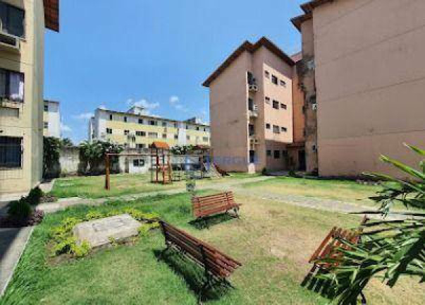 Apartamento com 3 Quartos à Venda, 70 m² em Cajazeiras - Fortaleza