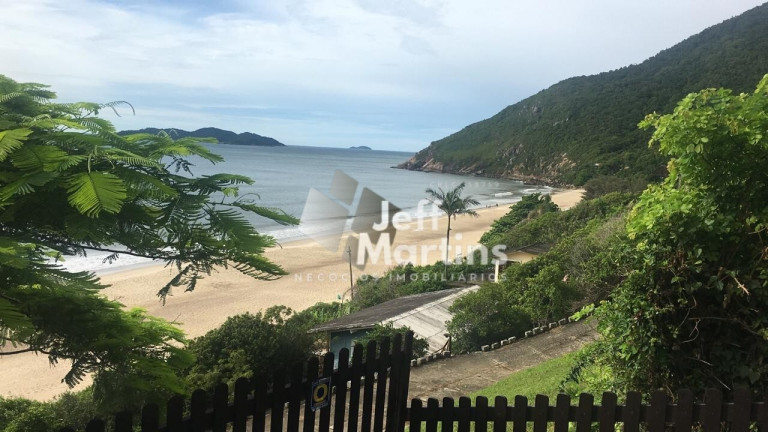 Imagem Casa com 3 Quartos à Venda, 304 m² em Pântano Do Sul - Florianópolis