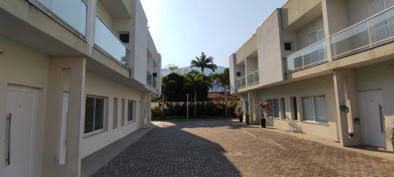 Casa com 3 Quartos à Venda, 100 m² em Massaguaçu - Caraguatatuba