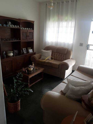 Imagem Casa com 3 Quartos à Venda, 217 m² em Paulo Vi - Belo Horizonte Imagem Casa com 3 Quartos à Venda, 217 m² em Paulo Vi - Belo Horizonte