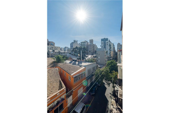 Imagem Imóvel com 2 Quartos à Venda, em Centro Histórico - Porto Alegre Imagem Imóvel com 2 Quartos à Venda, em Centro Histórico - Porto Alegre