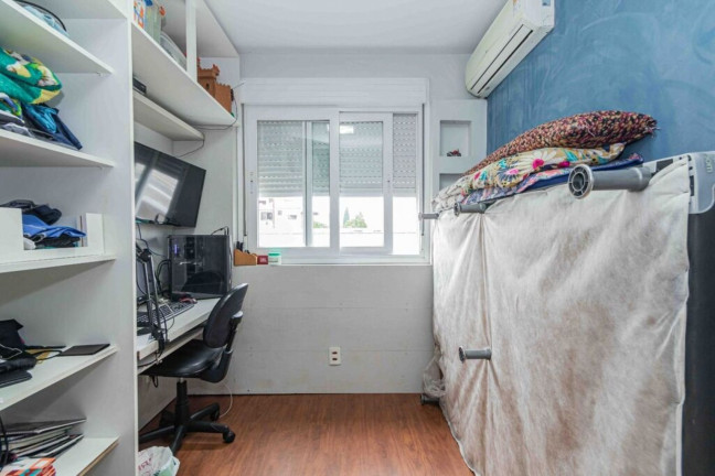 Imagem Imóvel com 3 Quartos à Venda, 72 m² em Higienópolis - Porto Alegre Imagem Imóvel com 3 Quartos à Venda, 72 m² em Higienópolis - Porto Alegre