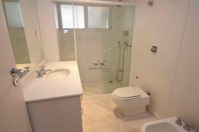 Imagem Apartamento com 3 Quartos à Venda, 270 m² em Santa Cecília - São Paulo