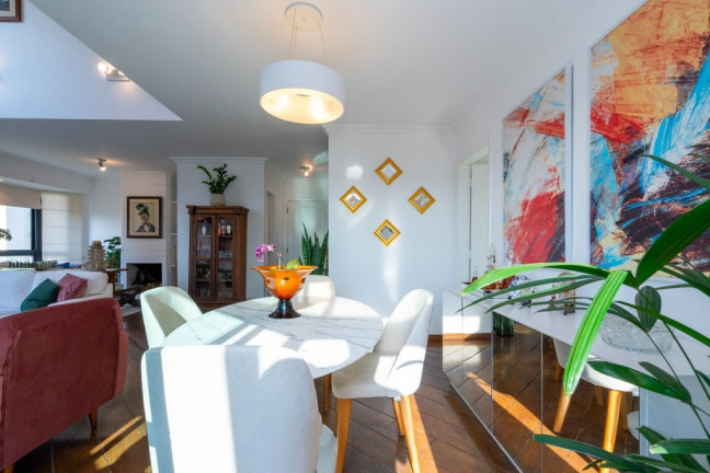 Imagem Imóvel com 3 Quartos à Venda, 184 m² em Vila Suzana - São Paulo