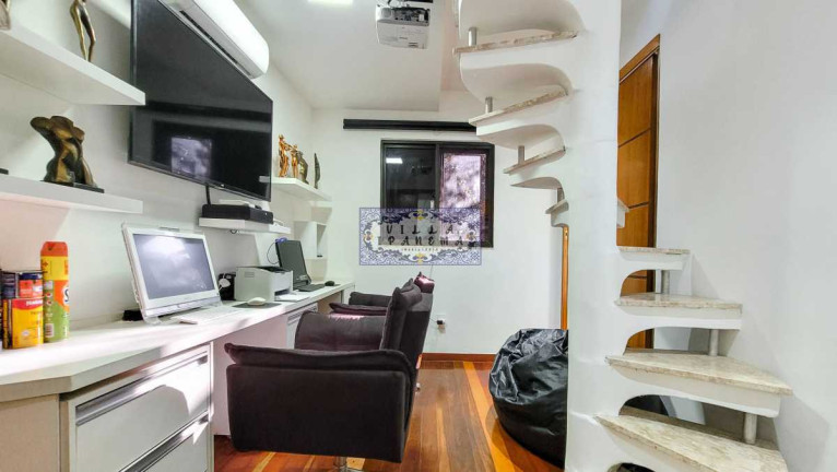 Imagem Imóvel com 4 Quartos à Venda, 220 m² em Itanhangá - Rio De Janeiro