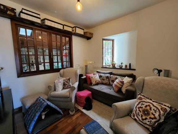Imagem Casa com 3 Quartos à Venda, 177 m² em Granja Guarani - Teresópolis Imagem Casa com 3 Quartos à Venda, 177 m² em Granja Guarani - Teresópolis